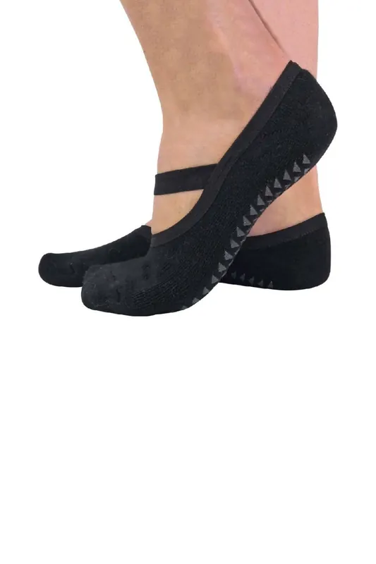 2 Pairs Cotton Non Slip Yoga Socks with Straps - Sock Snob