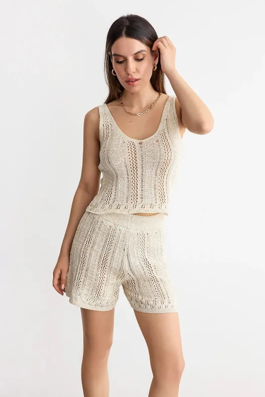 Knitted Crochet Sleeveless Co-ords with Scoop Neck and V-Back