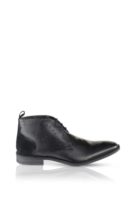 Pembroke leather Desert Chukka Boots - Silver Street London