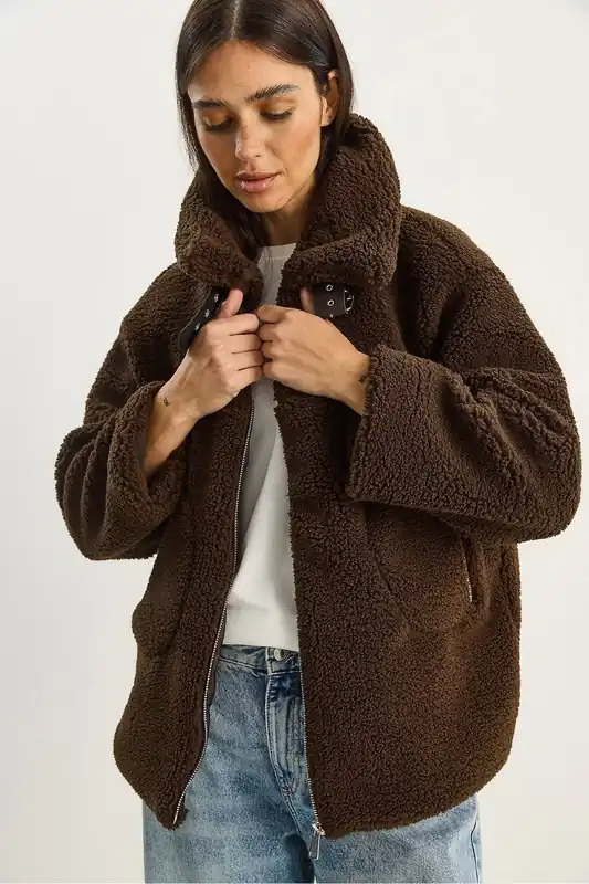 Oversized Plush Knitted Puffer Jacket with Zipper Closure - Bianco Lucci