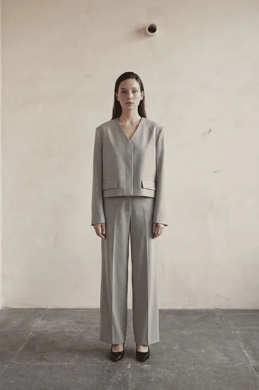 V-Neck Tailored Crop Jacket