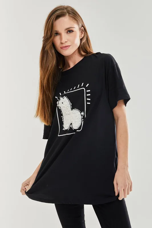 Llama oversized T-Shirt in Black