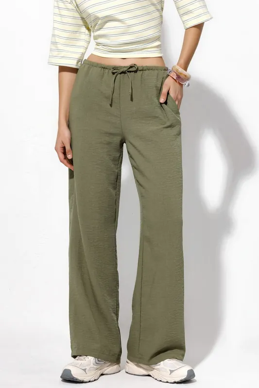 Women’s Straight-leg Woven Trousers