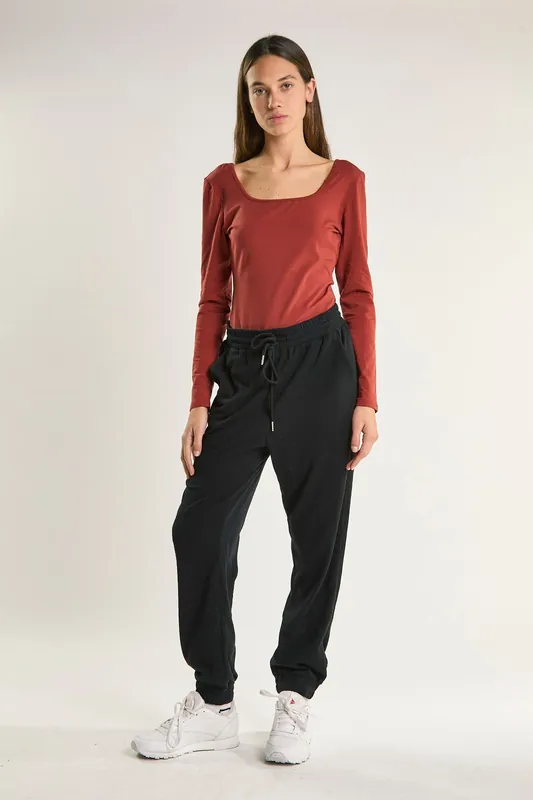 Square-Neck Long-Sleeve-Bodysuit