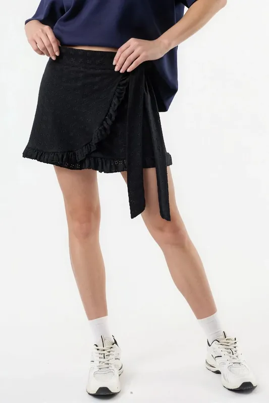 High Waist Embroidered Mini Skort - Busem