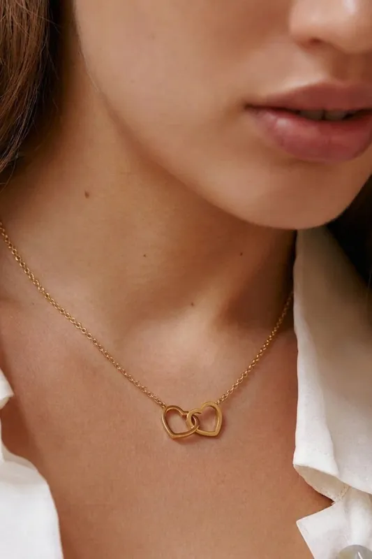 Gold Plated Heart Link Pendant Necklace - Serla