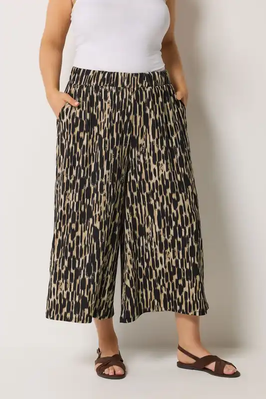 Abstract Cropped Trousers - Yours