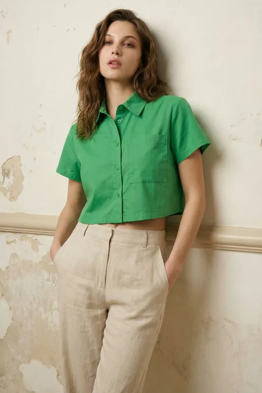 Button-Up Pocket Crop Shirt