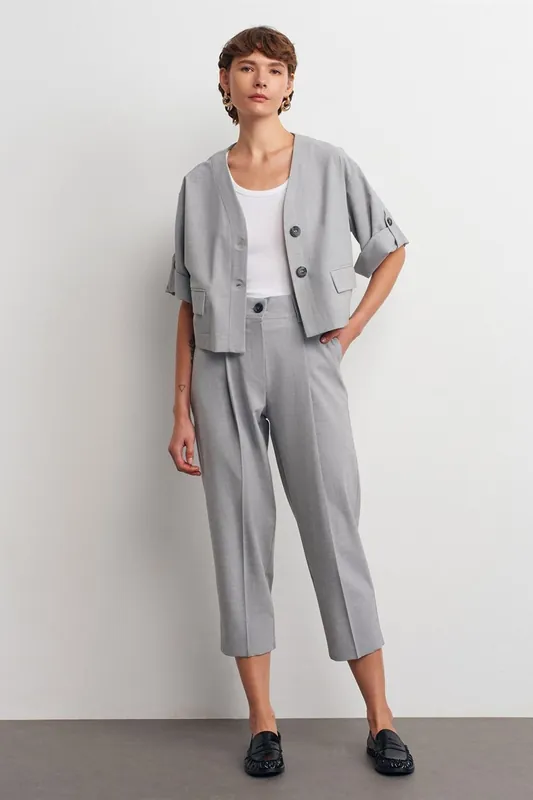 High-Waist Straight Capri Trousers