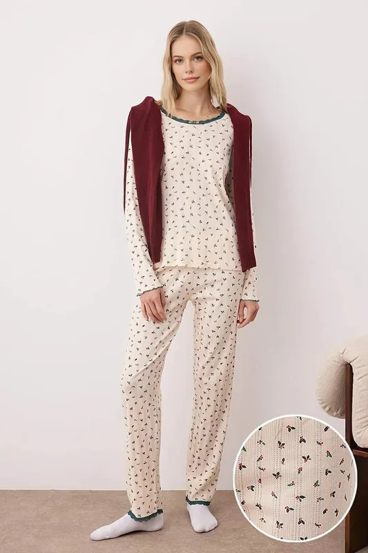 Holly Print Contrast Trim Long Sleeve Cotton Ribbed Pyjama Set - WOVCOR