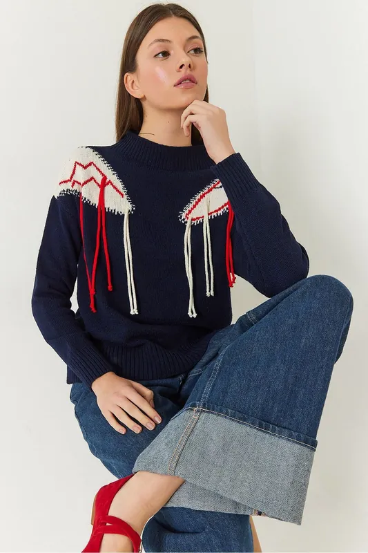 Fringed Crew Neck Patterned Sweater - Bianco Lucci