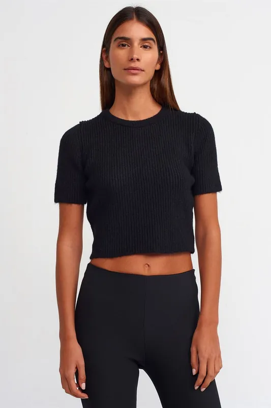 Women's Ribbed Crop Crew Neck Sweater - Dilvin