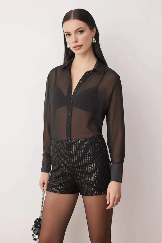 Women’s Super Mini Sequin Knitted Party Shorts - WOVCOR