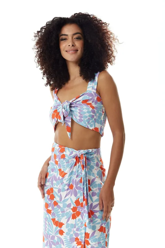 Tie Front Floral Print Crop Top in Blue and Red - Liquorish
