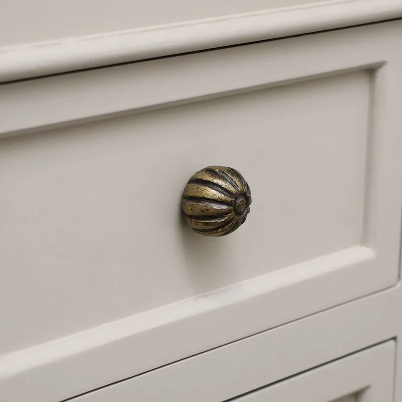 Rustic Round Scalloped Drawer Knob - Melody Maison