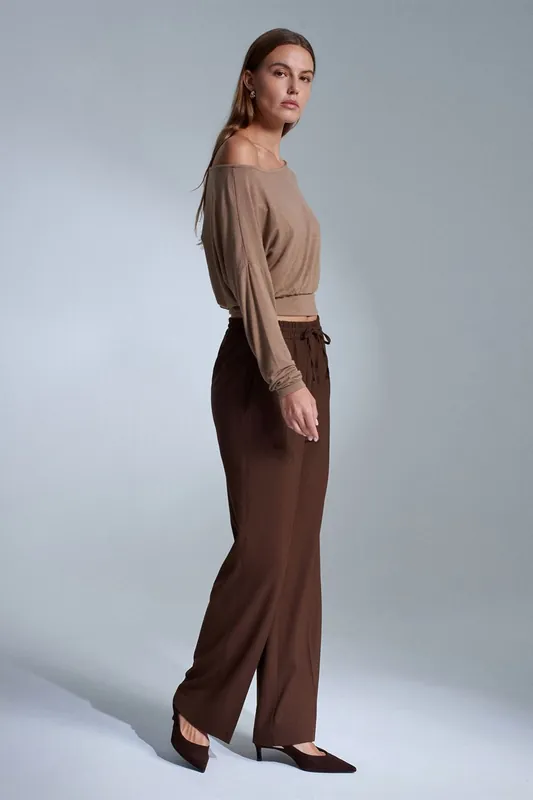 Women’s Straight-leg Crepe Trousers