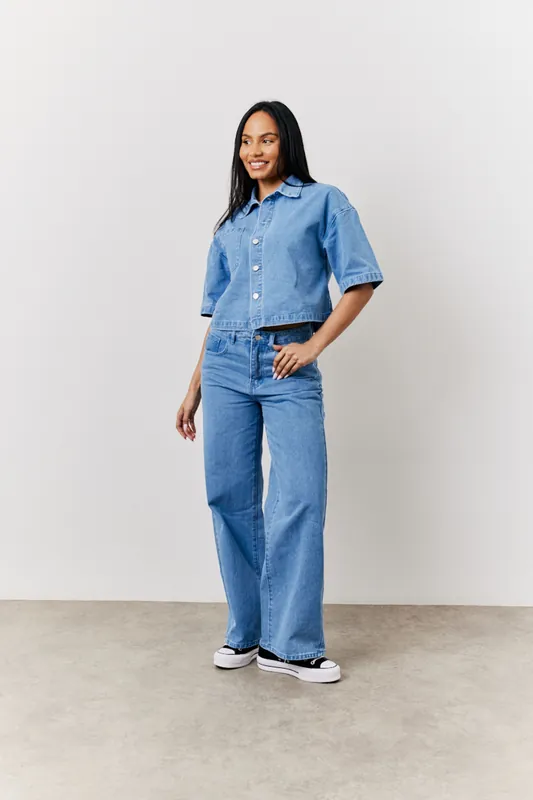 Straight Leg Jeans - In The Style