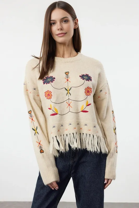 Embroidered Fringe Hem Textured Knit Sweater - WOVCOR