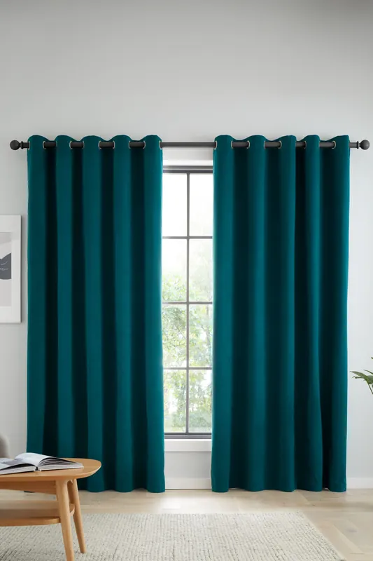 'Wilson' Blackout Thermal Eyelet Curtains - Catherine Lansfield