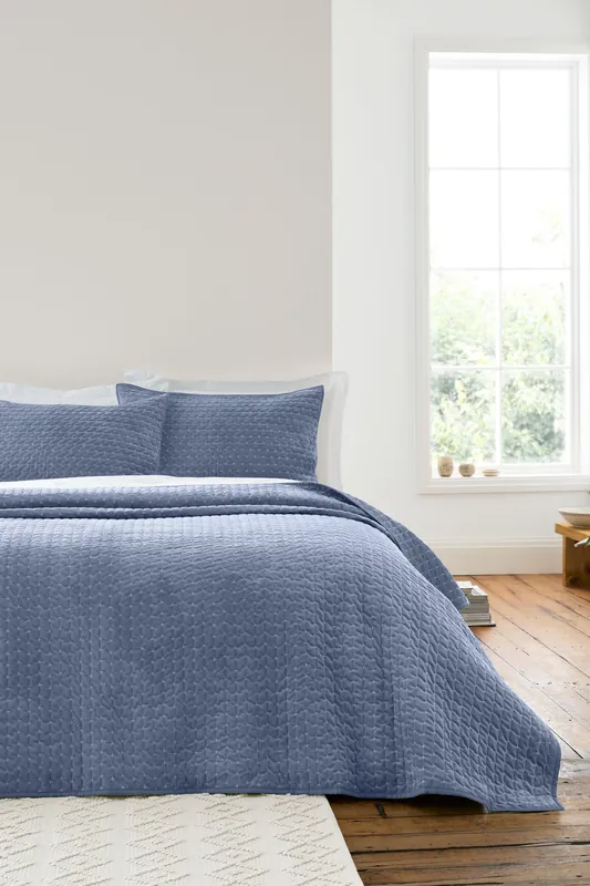 'Attica Velvet' Embroidered Bedspread - Bianca