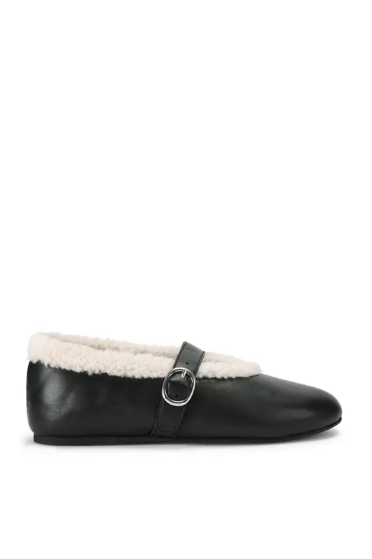 Lodge Black' Leather Flats - STEVE MADDEN