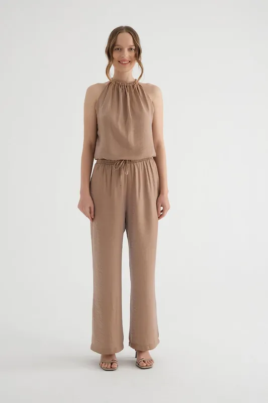 Halter Neck Top with a Back Detail - Hiccup