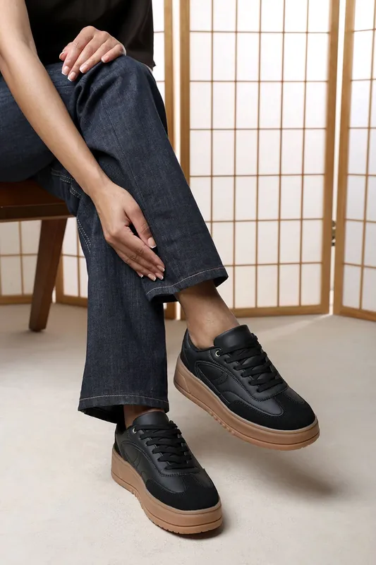 Elvena' Platform Lace Up Classic Trainer - Where's That From