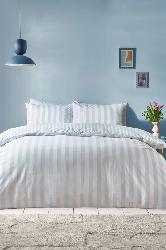 'Stripe Tease' Reversible Duvet Cover Set - Sassy B