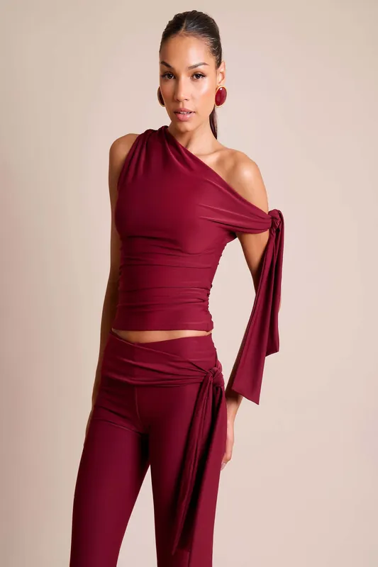 Knot Detail Asymmetric One Shoulder Luxe Slinky Top Burgundy - Public Desire