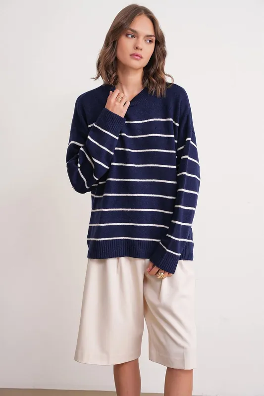 Striped Crew Neck Relaxed Knit Pullover Sweater - MixRay