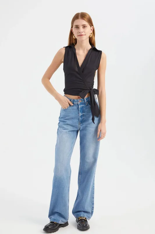 V Neck Tie Side Sleeveless Blouse - Hiccup