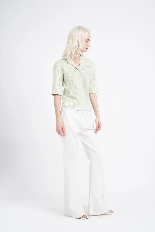 Collared-V-Neck Short-Sleeve-Top