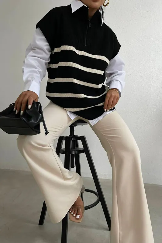 Striped Sleeveless Sweater with a Zippered Neck - Hiccup