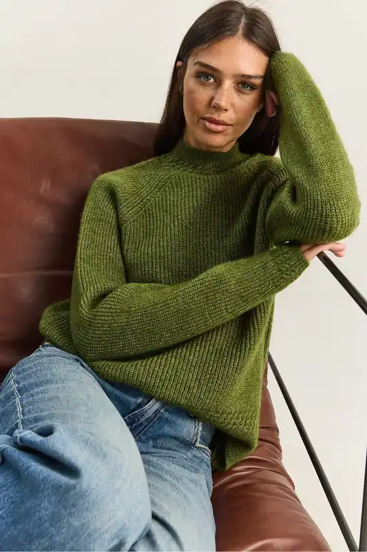 Oversized Crew Neck Knit Sweater - Bianco Lucci