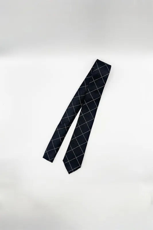 Minimal Check Print Tie in Black - SVNX