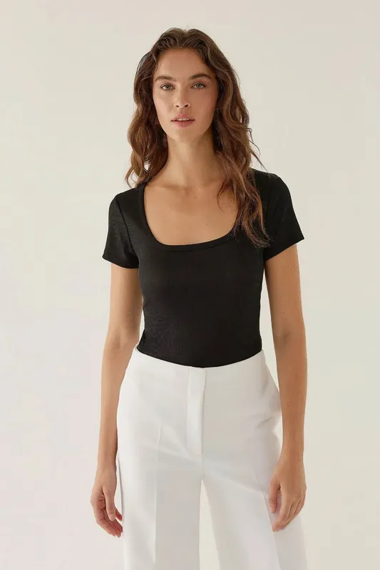 Slim Fit Crew Neck Bodysuit - Hiccup