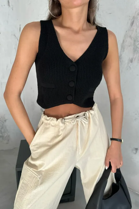 V Neck Knitted Buttoned Cropped Waistcoat - Hiccup