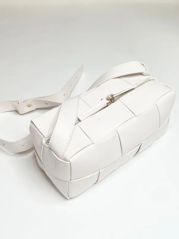 Woven PU Shoulder Bag in Cream - SVNX