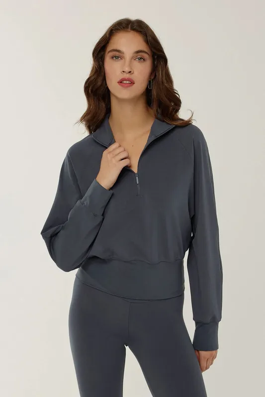 Relaxed Fit Zipper Collar Active Top - Hiccup