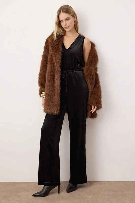 V Neck Velvet Knit Wide Leg Jumpsuit - WOVCOR