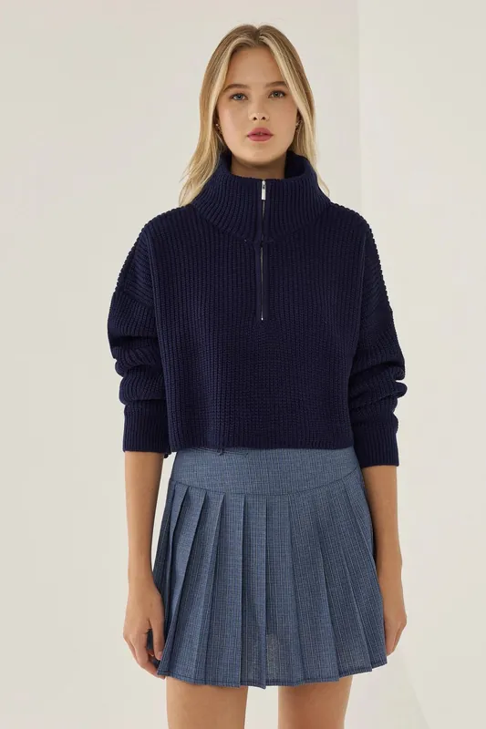 Zipper Collar Crop Sweater - Hiccup