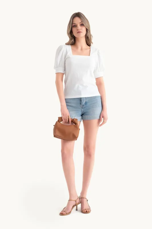 Square Neck Top with a Balloon Sleeves - Hiccup