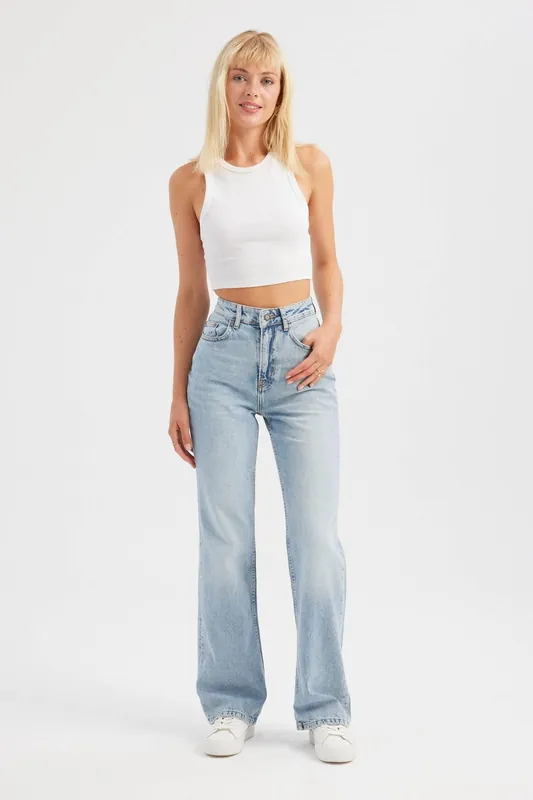 High Waist Straight Leg Jeans - Hiccup