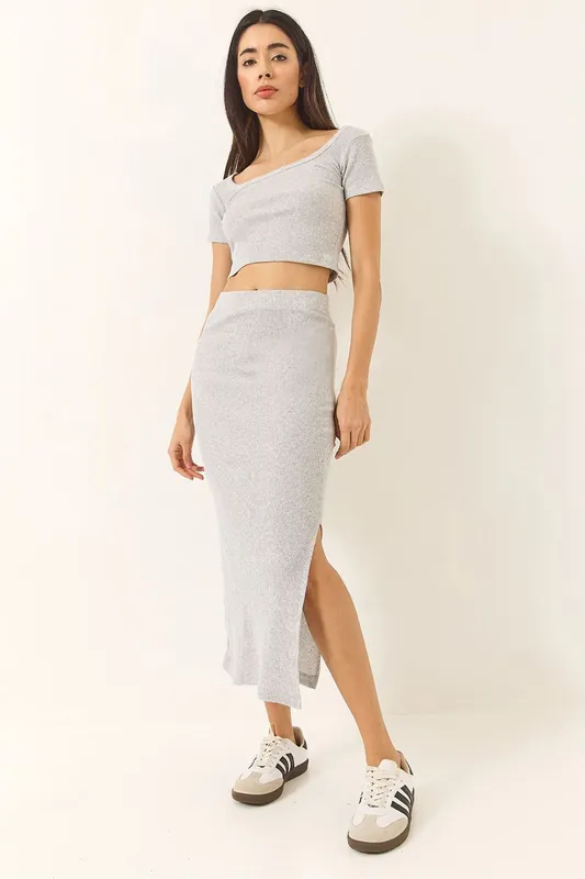 Basic Top-Skirt Set