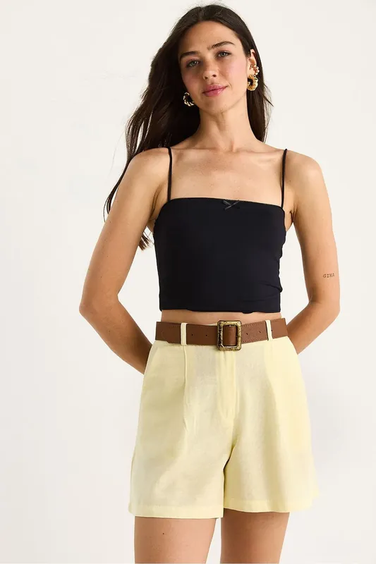 Linen Blend Relaxed Fit Wide Leg Shorts with Pockets - Bianco Lucci