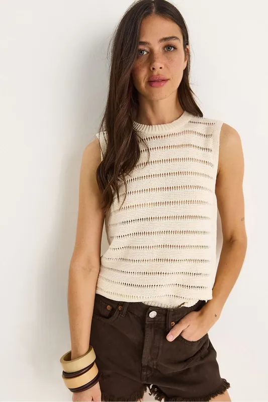 Patterned Crew Neck Cropped Blouse - Bianco Lucci