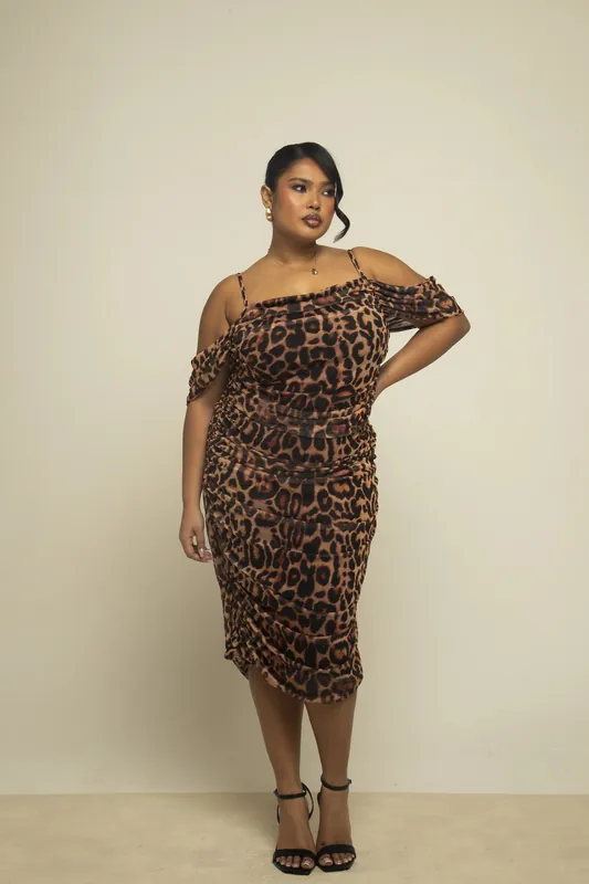 Curve Leopard Print Cold Shoulder Ruched Midi Dress - FASHION-SZN