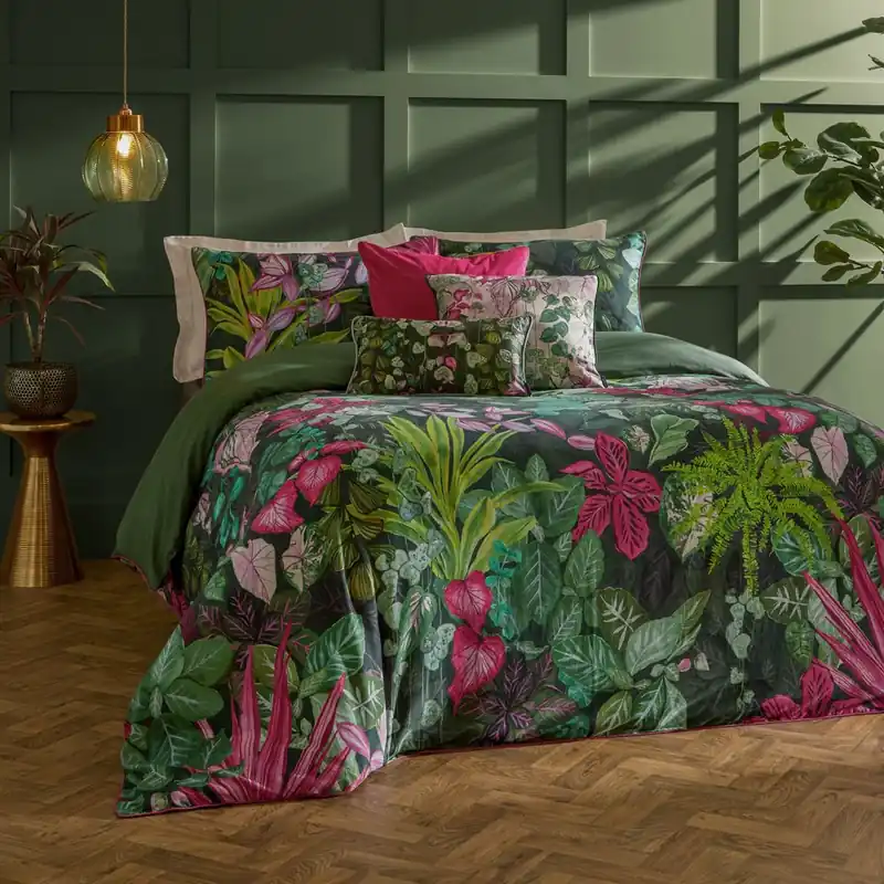 Veadeiros Exotic Floral Duvet Cover Set - Paoletti