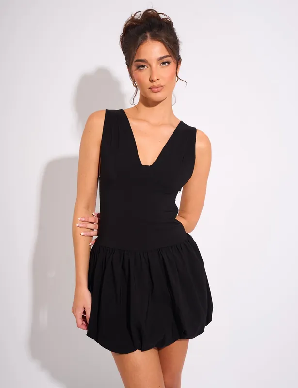 Plunge Bubble Hem Mini Dress Black - Public Desire
