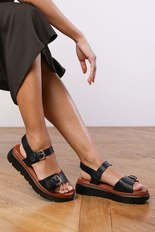 Andrea' Chunky Buckle Strap Sandal - Where's That From